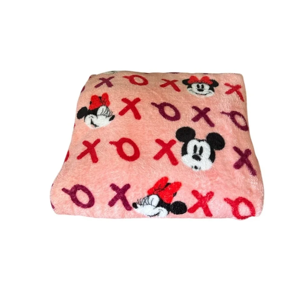 Disney Minnie & Mickey Plush Heart XOXO Throw Blanket Oversized 5ft x 6ft NEW